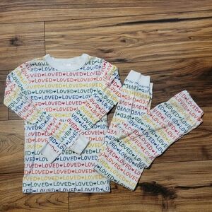 Hanna Andersson Rainbow 'Loved' Text Pattern Pajama Set